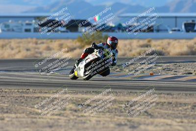 media/Nov-17-2024-CVMA (Sun) [[1fec520723]]/Race 17-Amateur Supersport Middleweight/